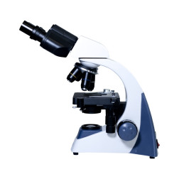 Microscópio Biológico Binocular C/Iluminador